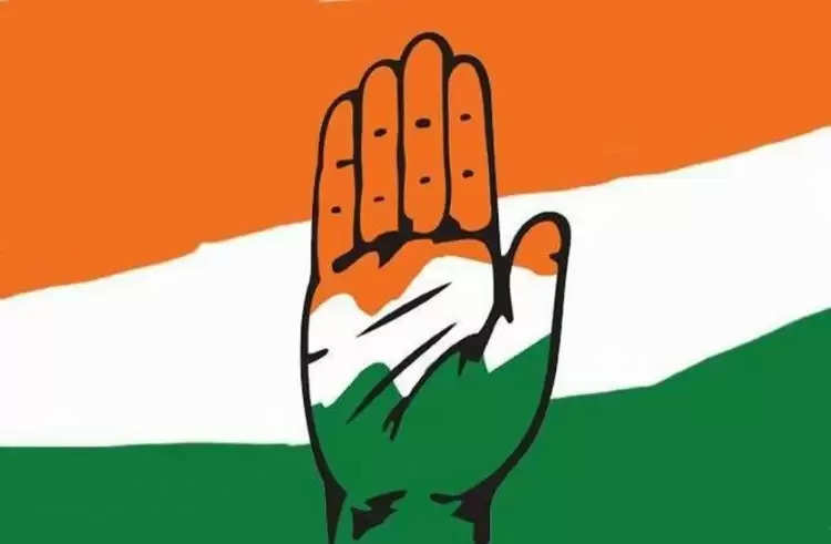 कांग्रेस पार्टी फिर उलझन में , पार्टी सिंबल पर होंगे 3 नगर निगमों में चुनाव।
