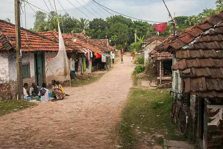 पंचायतों के 20 महीने तक भंग रहने से गांवों का विकास थम गया