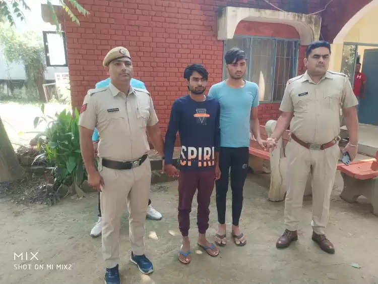 Sonipat: पुलिस ने अश्लील विडियो बना कर ब्लैकमेल कर लाखो रुपए ठगने की धटना में दो आरोपियों यो किया गरिफ्तार