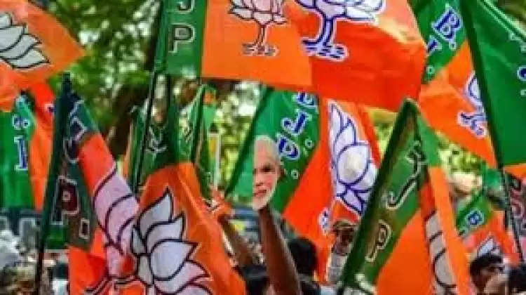 गोवा: अगर BJP को नहीं मिला बहुमत तो इस पार्टी से करेगी गठबंधन, सीएम ने किया ऐलान