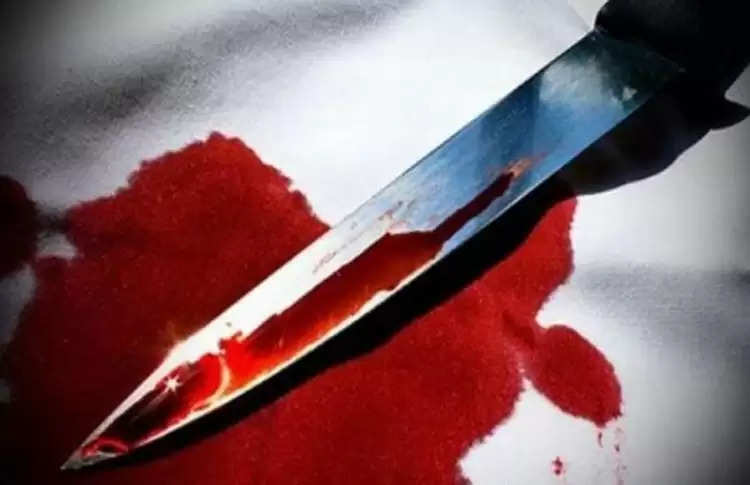 पाड़ा मोहल्ले में दोस्त से मिलने आए युवक को चाकू मारे