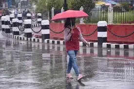 Haryana Weather Report: हरियाणा में आज फिर बारिश का येलो अलर्ट, इन 9 शहरों में गरज-चमक के साथ चलेंगी हवाएं