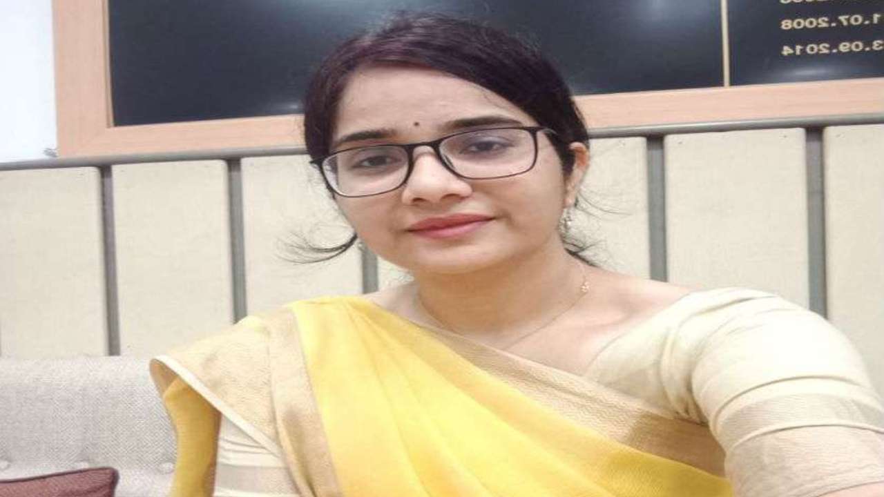 5 women who cracked upsc became ias at the age of 22,list of women ias officers,women's ias officer rouped to rto officers,women ias officers,women woman ias officer on sexual harassment,top women ias officers,top women ias officers 1,indian women ias officers,women ias officers in india,women ias officer,ips officer,women's ias officer,best woman ias officers,woman ias officer,youngest female ias officers of india,youngest woman ias officer